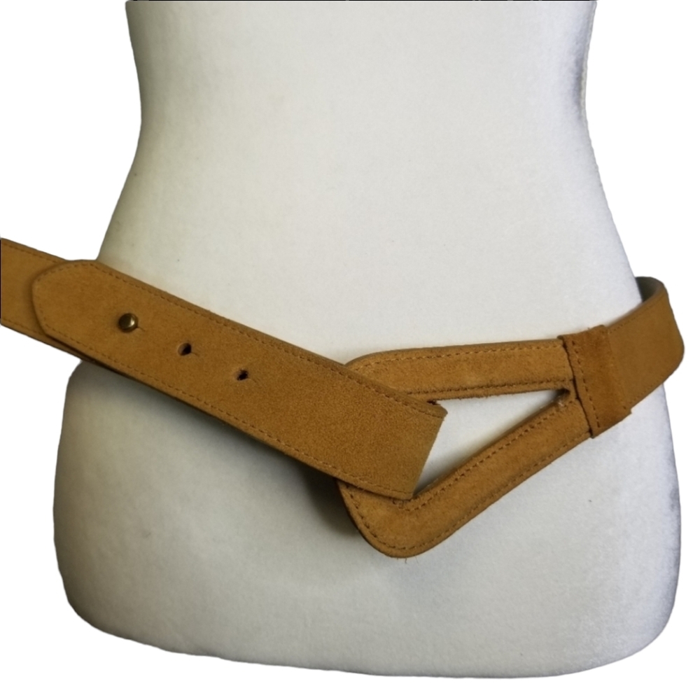 Vtg Coldwater Creek Beige Suede Loop Boho belt